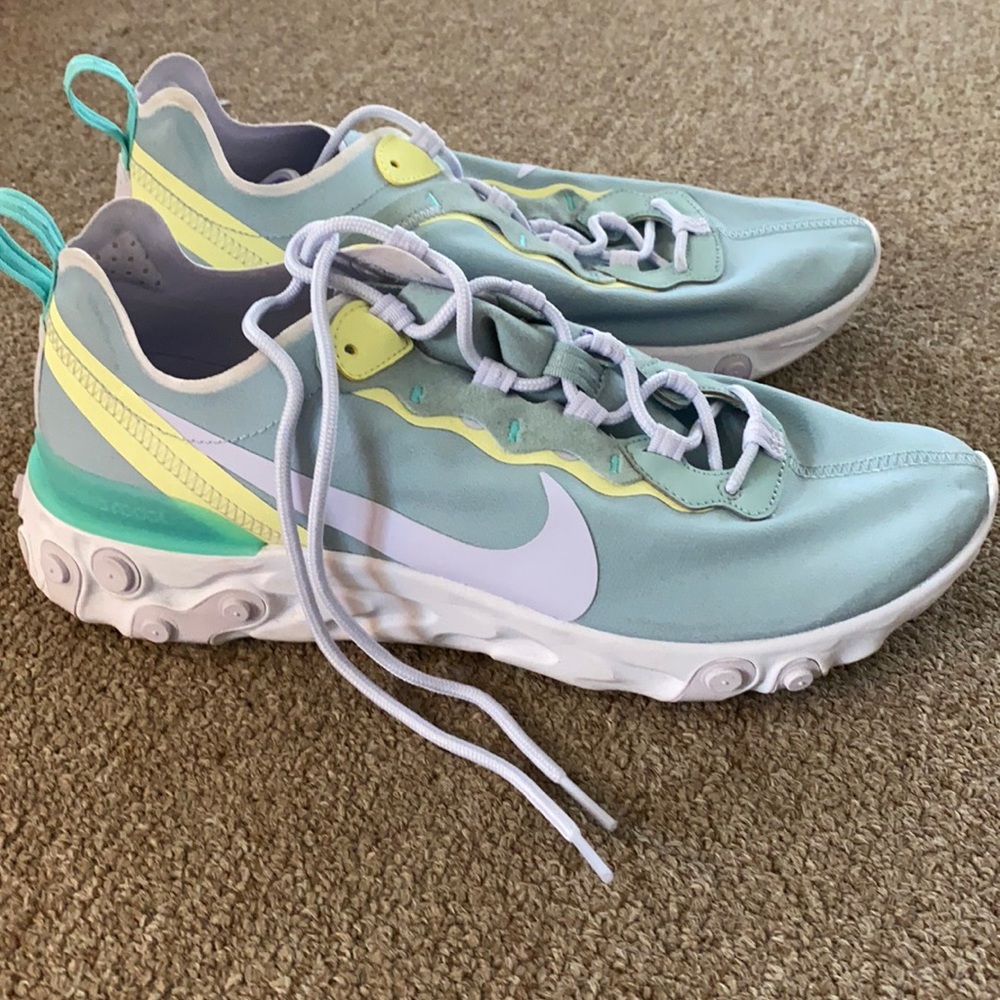 women’s Nike React sneakers